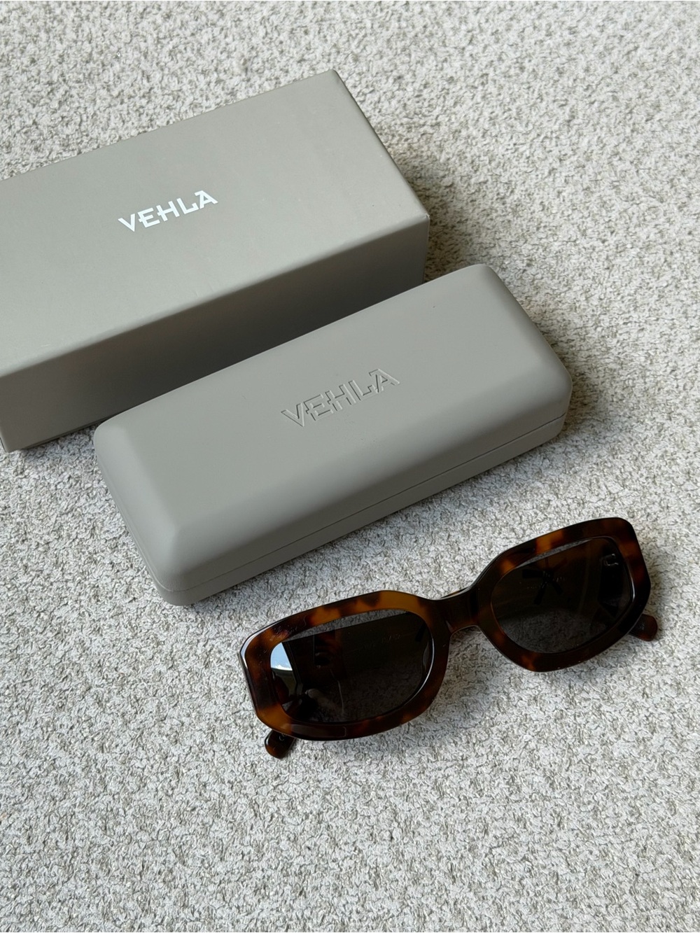 VEHLA Indi VS452 Tort/Smoke Sunglasses
